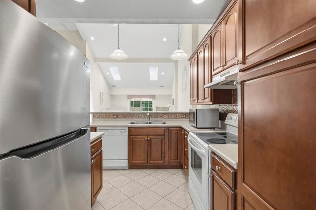 403 Katy Ln, Collier Twp, PA 15071