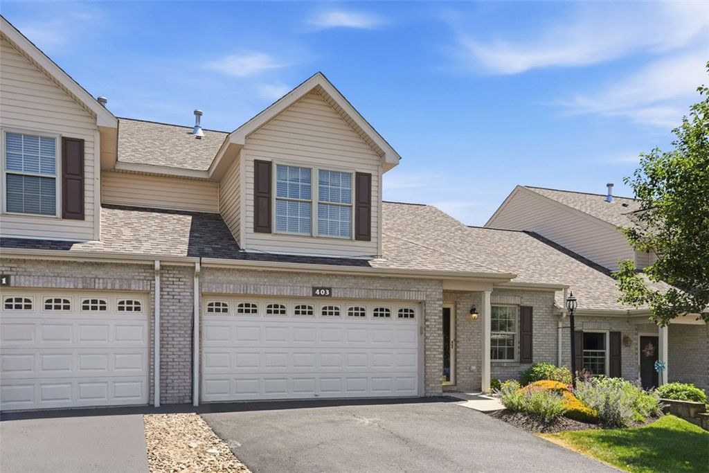 403 Katy Ln, Collier Twp, PA 15071
