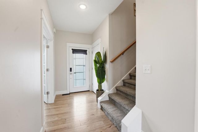 12573 S Sunray Drive, Olathe, KS 66061