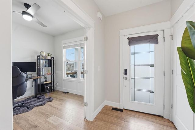 12573 S Sunray Drive, Olathe, KS 66061