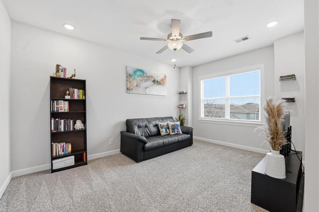 12573 S Sunray Drive, Olathe, KS 66061