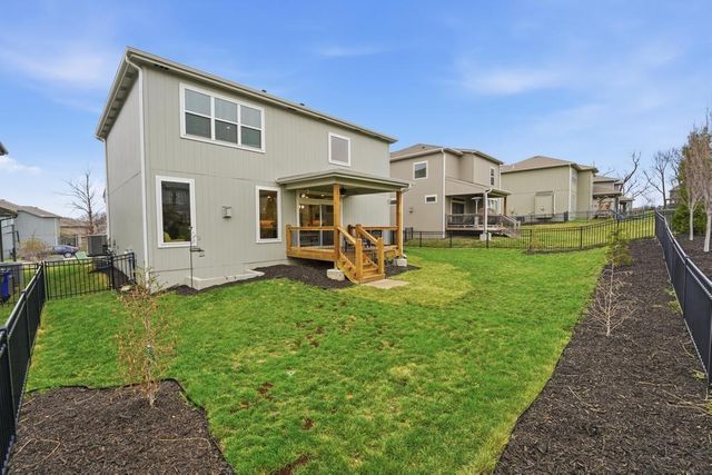 12573 S Sunray Drive, Olathe, KS 66061