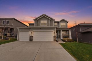 12573 S Sunray Drive, Olathe, KS 66061