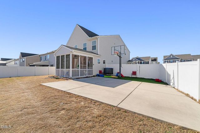 94 Combine Trail, Benson, NC 27504