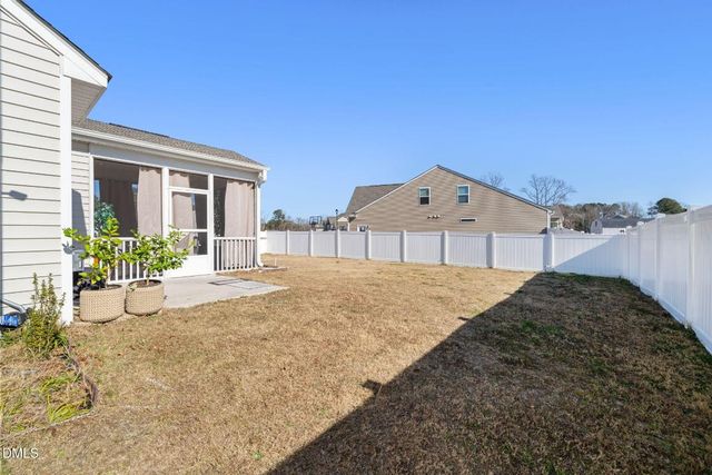 94 Combine Trail, Benson, NC 27504