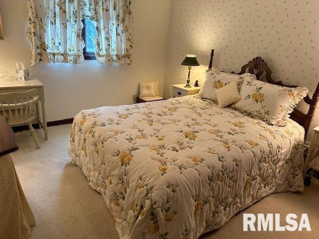 1322 CYNTHIA Court, Taylorville, IL 62568