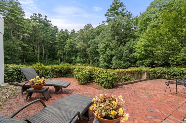 336 Deacon Haynes Rd, Concord, MA 01742