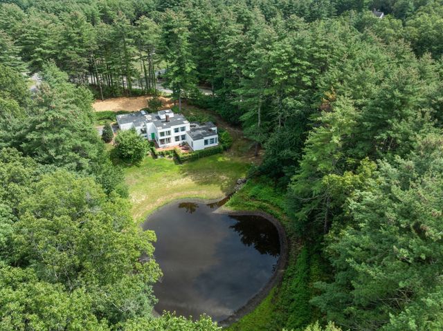 336 Deacon Haynes Rd, Concord, MA 01742