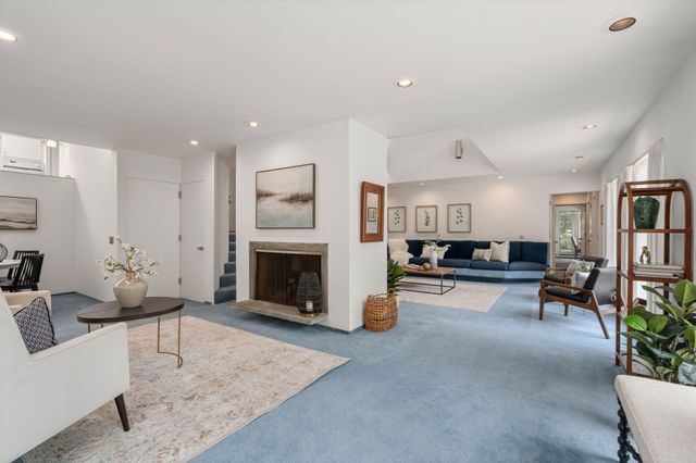 336 Deacon Haynes Rd, Concord, MA 01742