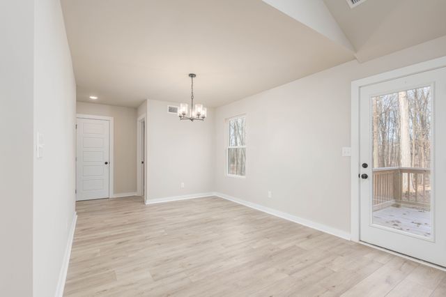 1088 S Bear Creek Road, Dickson, TN 37055