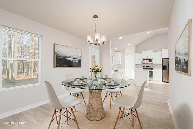 1088 S Bear Creek Road, Dickson, TN 37055