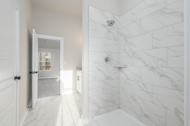 1088 S Bear Creek Road, Dickson, TN 37055