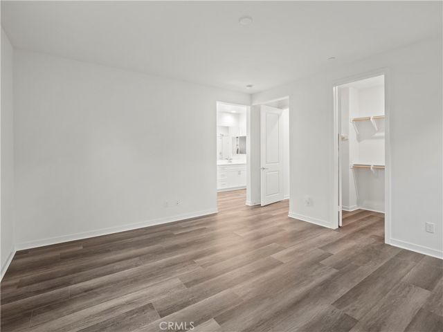 28645 Jardineras, Valencia, CA 91354