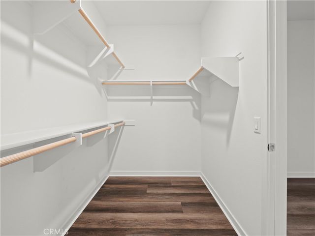 28645 Jardineras, Valencia, CA 91354