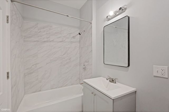 4359 S King Drive 3, Chicago, IL 60653