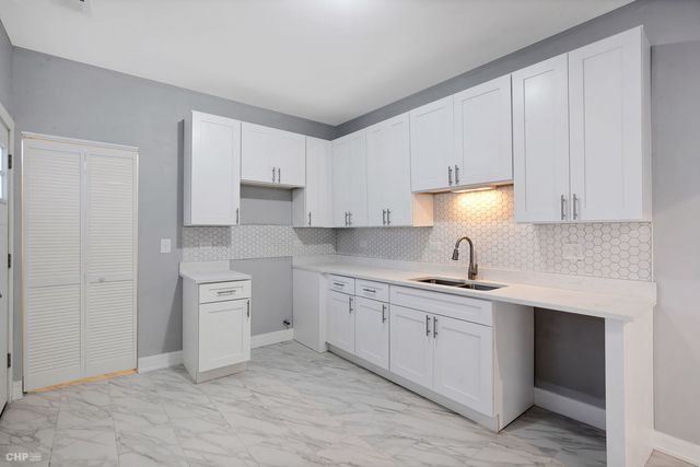 4359 S King Drive 3, Chicago, IL 60653