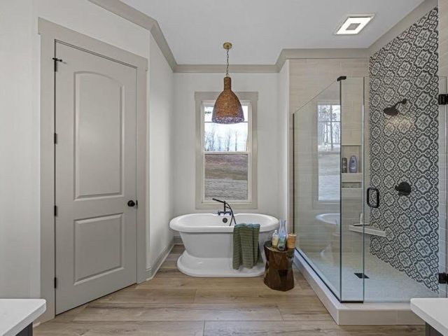 25 Shoreview Ln, Huntingdon, TN 38344