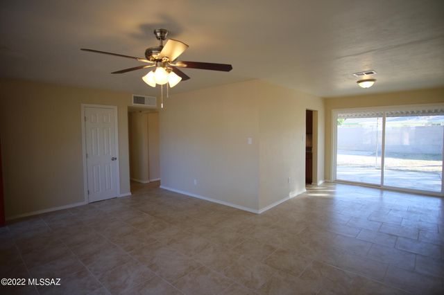 5942 E 22nd Street, Tucson, AZ 85711