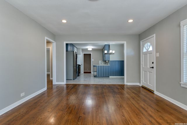 118 Bethany, San Antonio, TX 78201