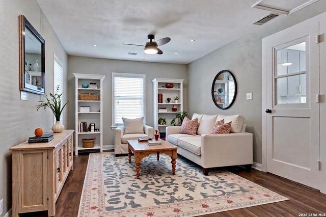 118 Bethany, San Antonio, TX 78201