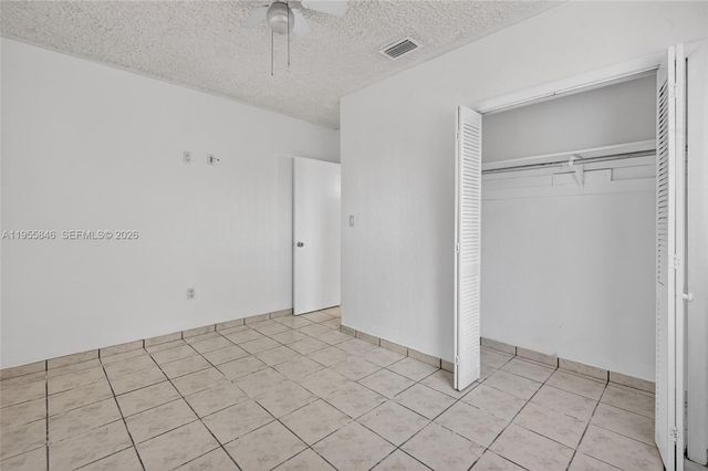 5700 NW 111th Ter, Hialeah, FL 33012