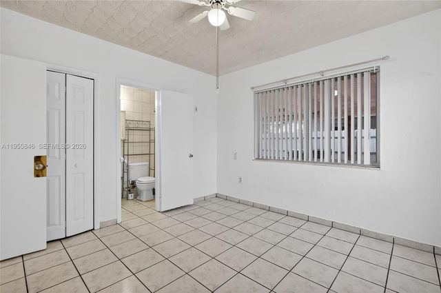 5700 NW 111th Ter, Hialeah, FL 33012