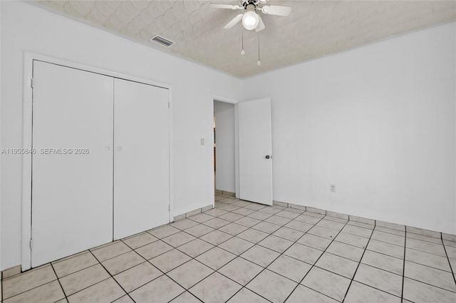 5700 NW 111th Ter, Hialeah, FL 33012