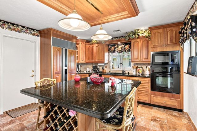 4060 Cypress Hammock Lane, Pompano Beach, FL 33069