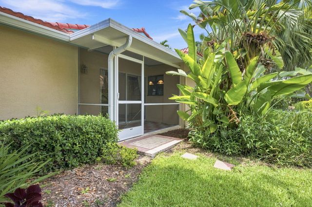 4060 Cypress Hammock Lane, Pompano Beach, FL 33069