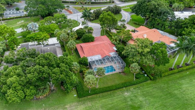 4060 Cypress Hammock Lane, Pompano Beach, FL 33069