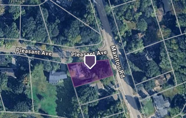 15 Pleasant Avenue, Excelsior, MN 55331