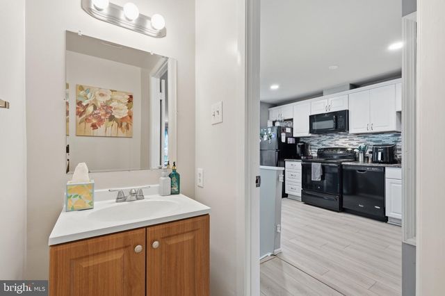 9810 SOFTWATER WAY, Columbia, MD 21046