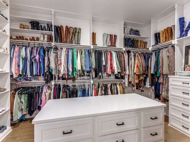 129 Lariat Court, Azle, TX 76020