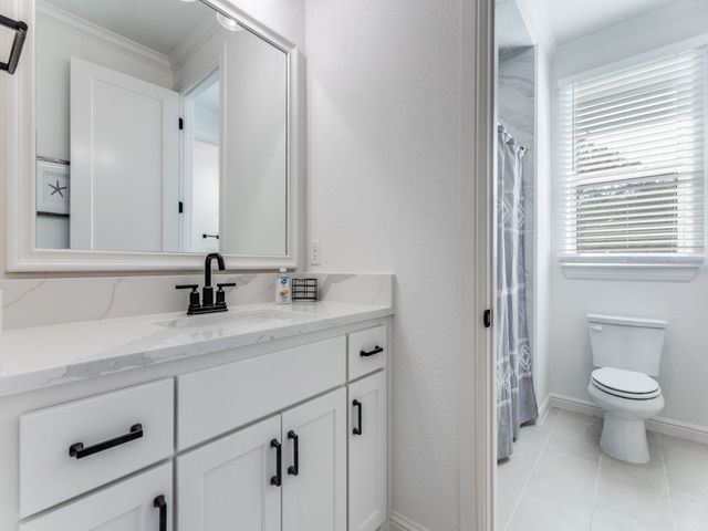 129 Lariat Court, Azle, TX 76020