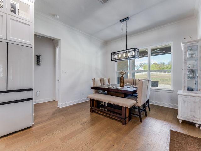 129 Lariat Court, Azle, TX 76020