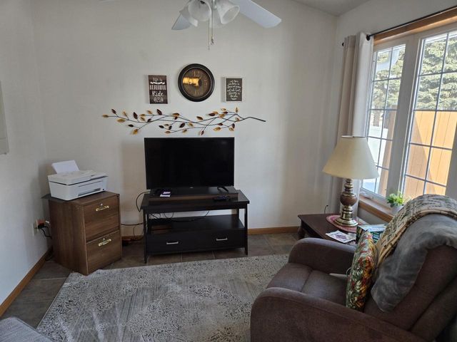 1753 W 5TH AVENUE, Oshkosh, WI 54902