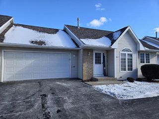 1753 W 5TH AVENUE, Oshkosh, WI 54902