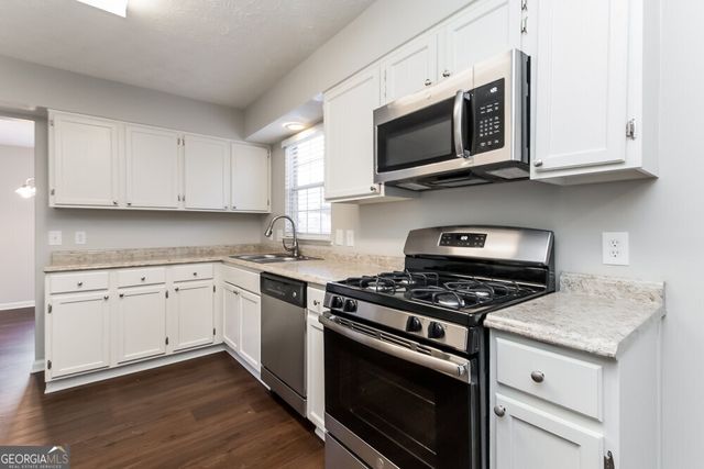 1902 Shadbark Court NW, Acworth, GA 30102