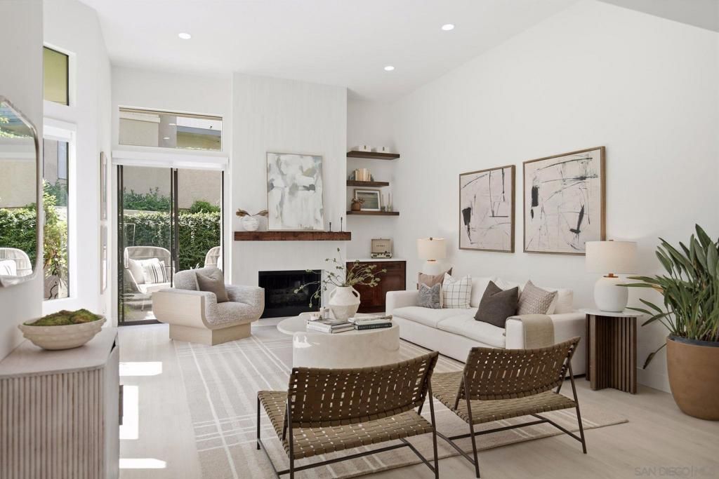 7965 Caminito Del Cid, La Jolla, CA 92037 — exterior