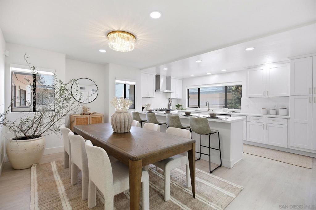7965 Caminito Del Cid, La Jolla, CA 92037 — photo 4