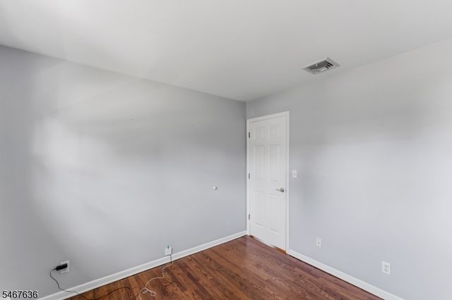 8 N 11Th Ave, Manville Boro, NJ 08835