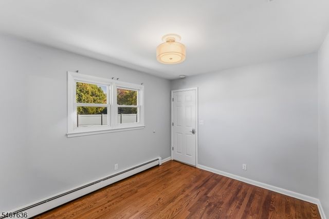 8 N 11Th Ave, Manville Boro, NJ 08835