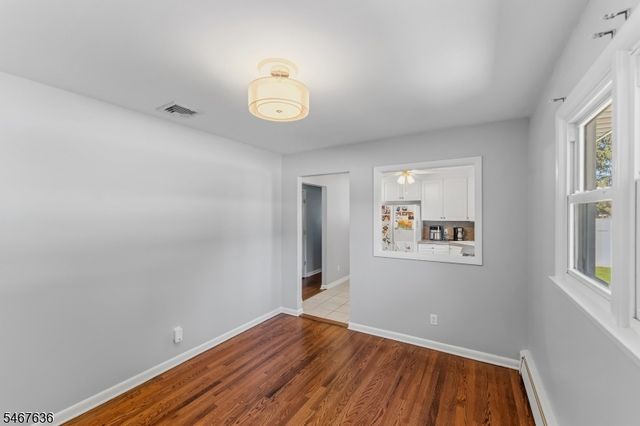 8 N 11Th Ave, Manville Boro, NJ 08835