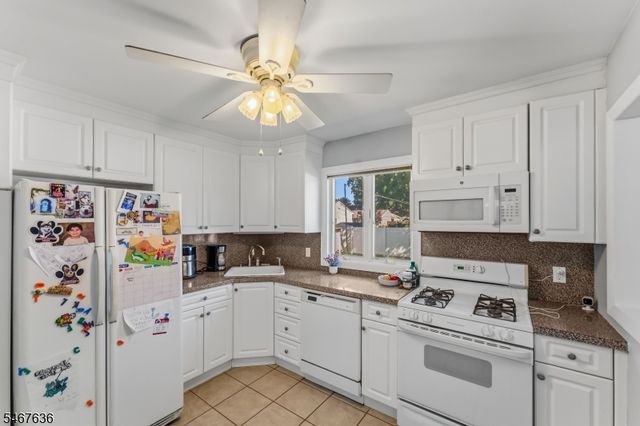 8 N 11Th Ave, Manville Boro, NJ 08835
