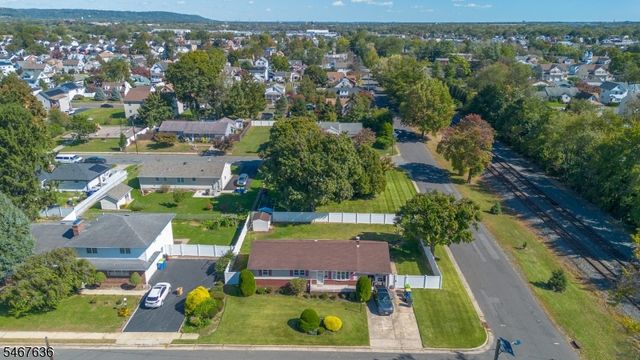 8 N 11Th Ave, Manville Boro, NJ 08835