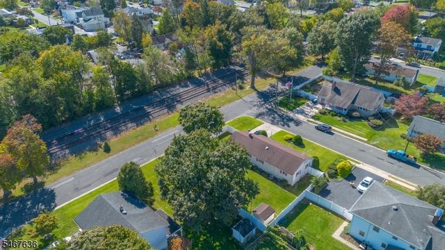 8 N 11Th Ave, Manville Boro, NJ 08835