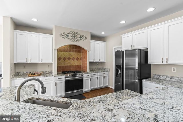 27962 CATHEDRAL DR, Mechanicsville, MD 20659