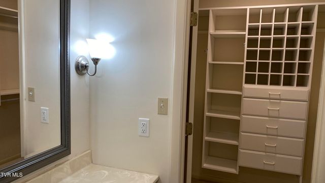 148 Northeast Hill Drive, Abingdon, VA 24210