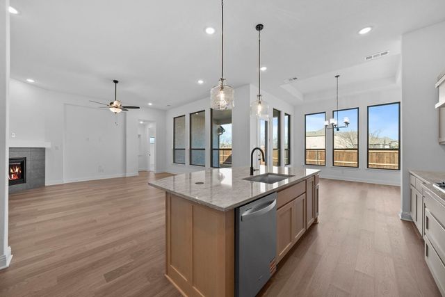 2613 Brazos Drive, Mansfield, TX 76063