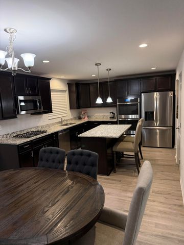 9069 Heritage Drive, Romulus, MI 48174